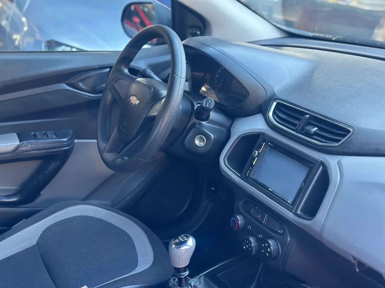 Chevrolet Onix Hatch LS 1.0 8V Flex Power Mec. 4P 2016 - Foto 10