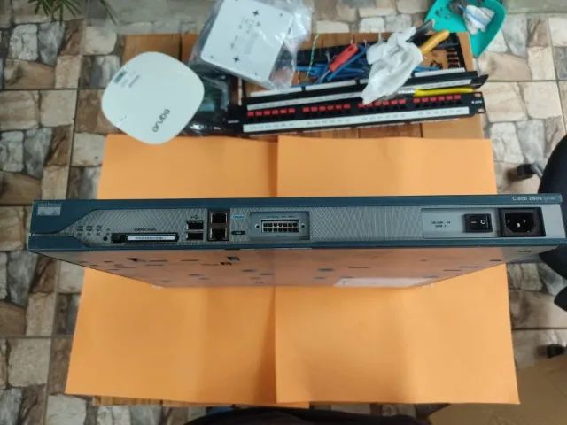 Switch Cisco 2800 - Foto 3