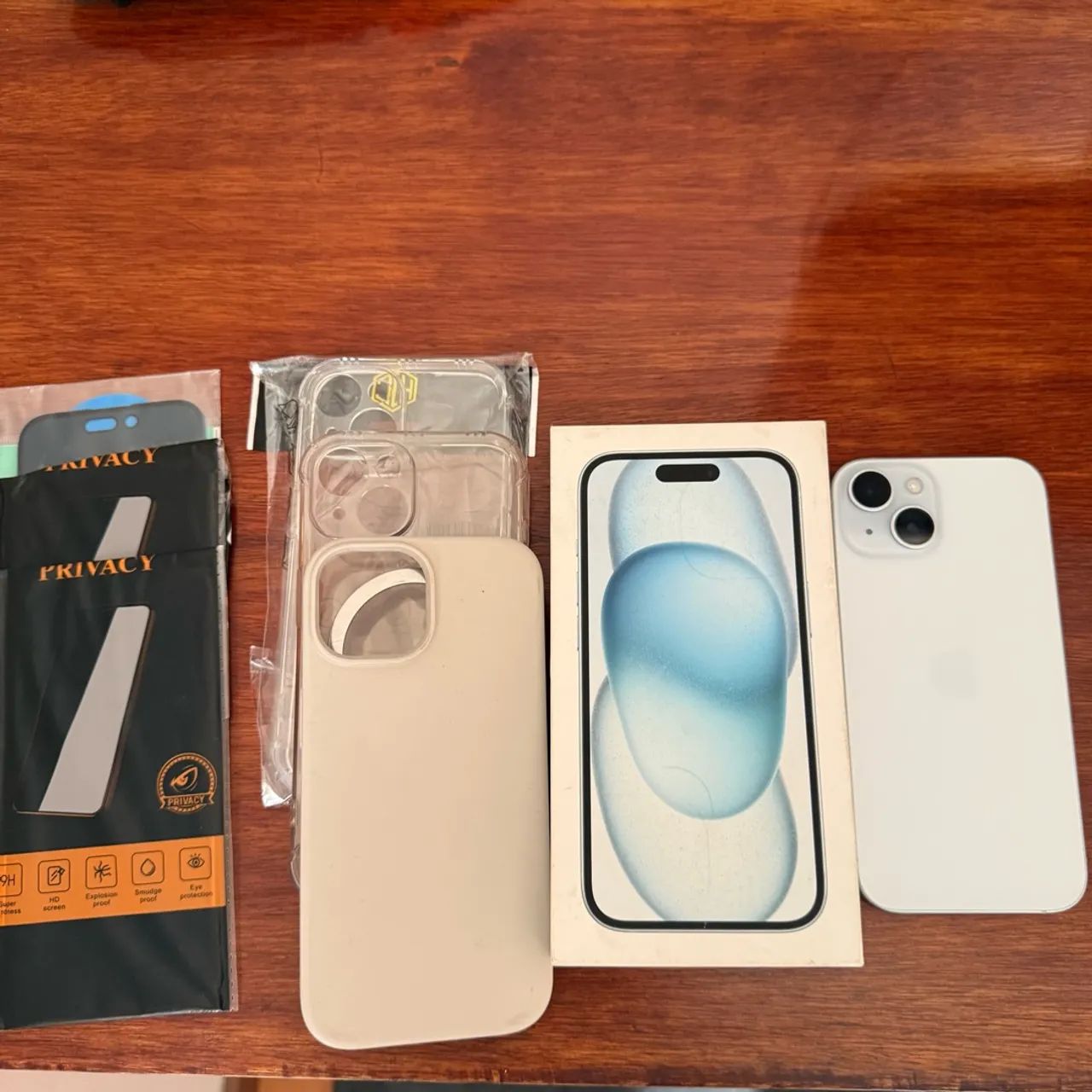 Iphone 15 - 128 gb - Branco - impecável - Foto 3