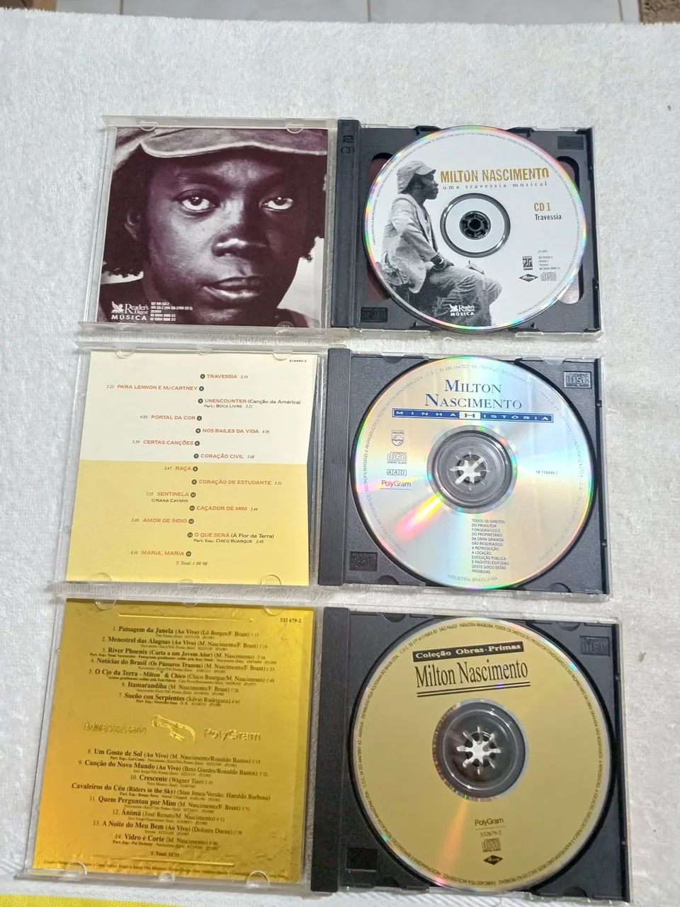 03 CDS sendo um Duplo do cantor Milton Nascimento  - Foto 3