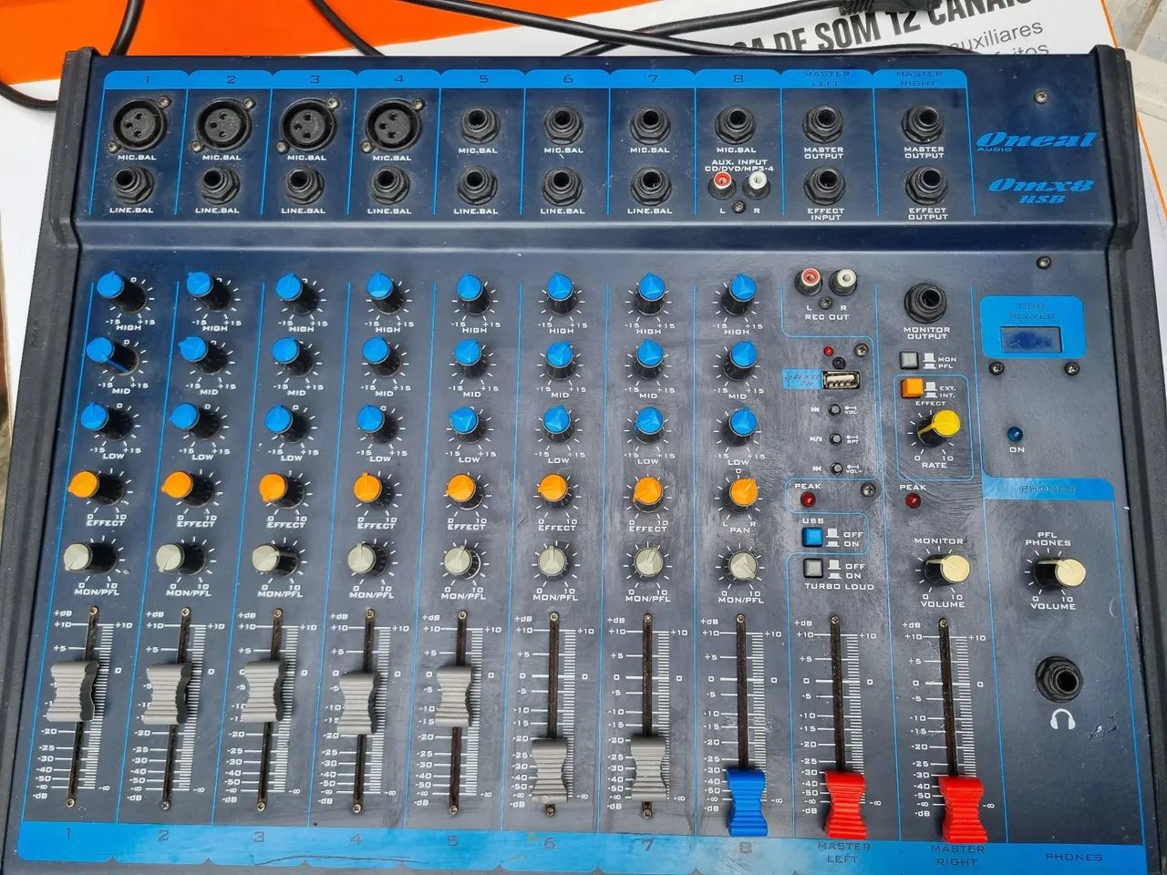 Mesa de Som Oneal OMX8