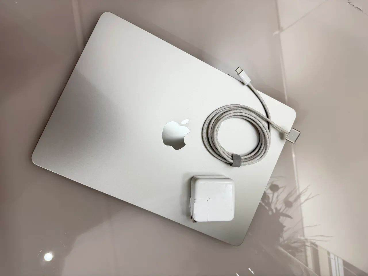 MacBook Air M3 8GB RAM 256 SSD - Notebooks - Jardim Veneza, São MacBook Air M3 8GB RAM 256 SSD - Notebooks - Jardim Veneza, São