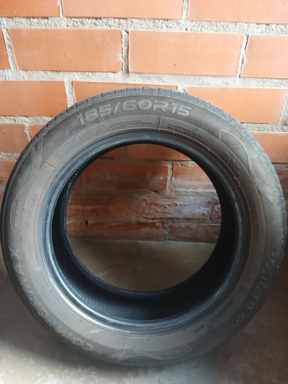 Vendo pneus aro 15