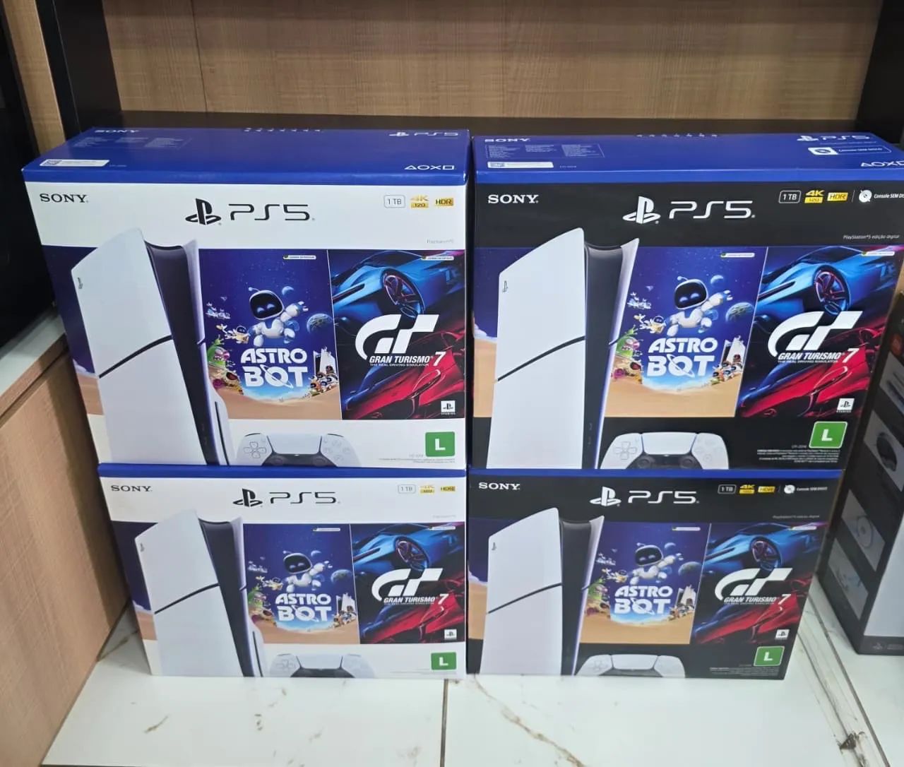 Ps5 SLIN digital 1tera com 2 jogos 