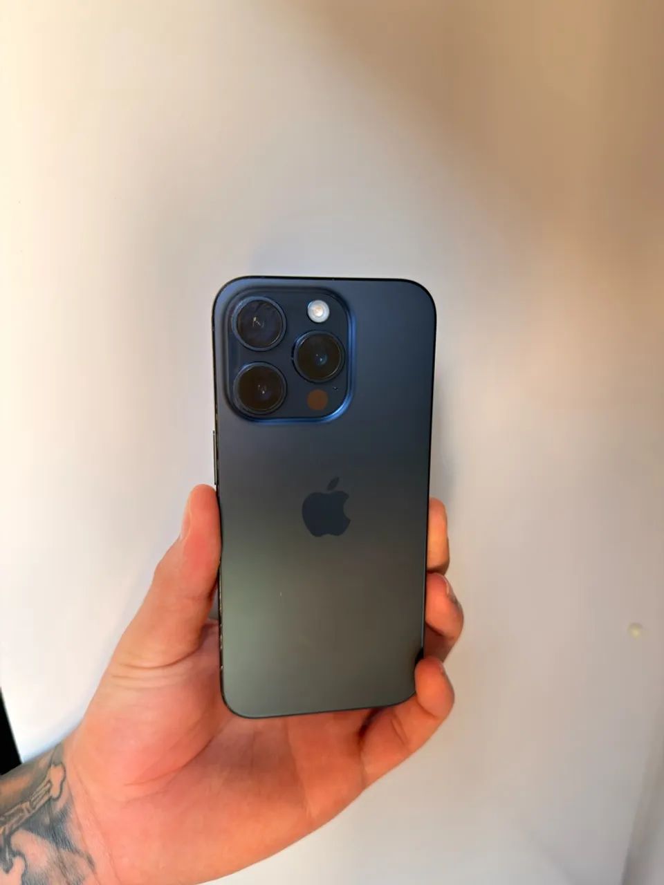 IPHONE 15 PRO - Foto 2