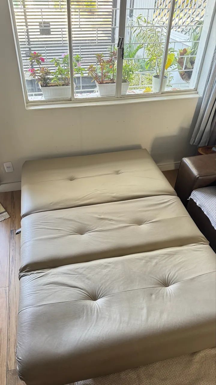 Sofá cama em courino - Foto 5