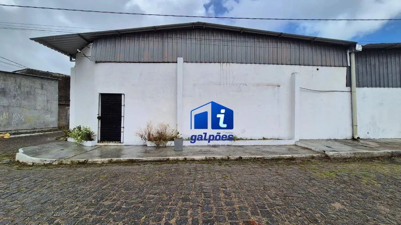 Galpão com 630 m² à 250 metros da BR 101 em Abreu e Lima/PE