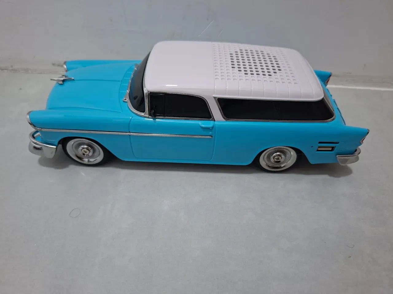 Miniatura de carro com som Bluetooth  - Foto 4