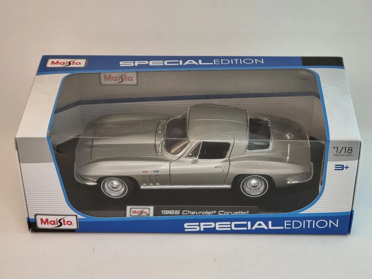 1965 Chevrolet Corvette Sting Ray 1:18 Maisto - Hobbies e coleções
