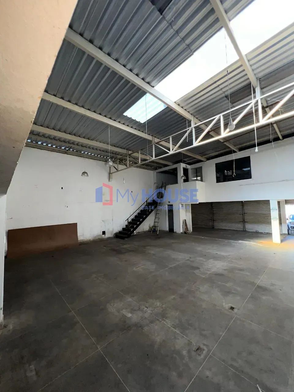 ALUGA-SE! Galpão comercial de 315m2 no Centro (Avenida Itabuna), Ilhéus, BA - Foto 5