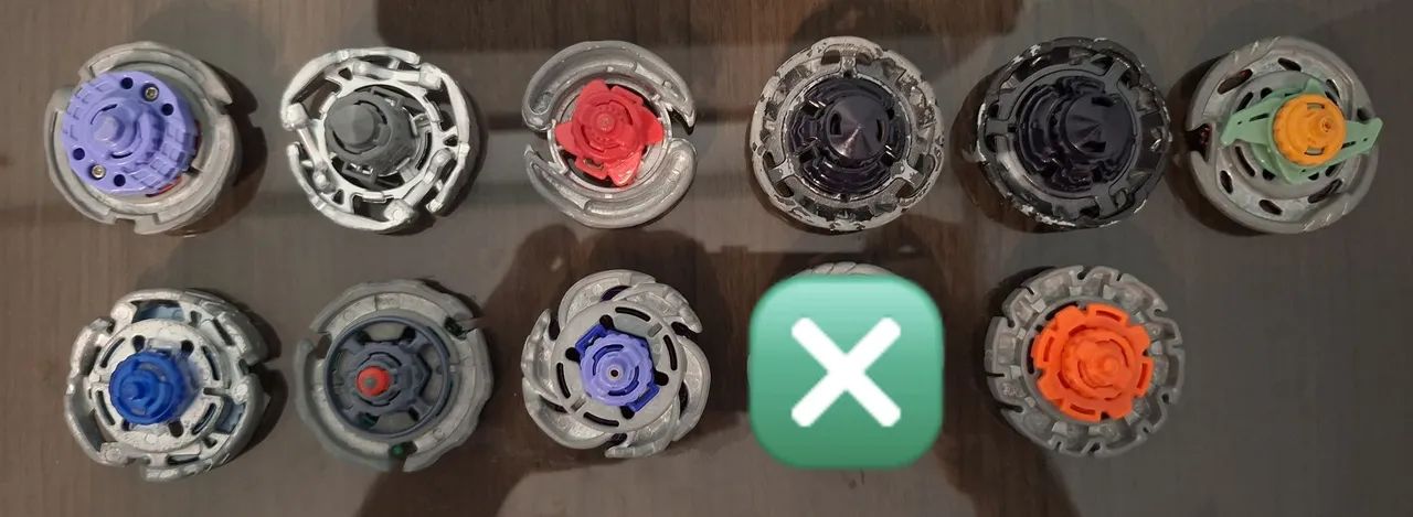Lote Beyblades - Foto 4