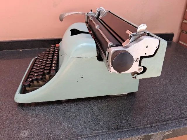 Máquina De Escrever Olivetti Lexikon 80 - Foto 5