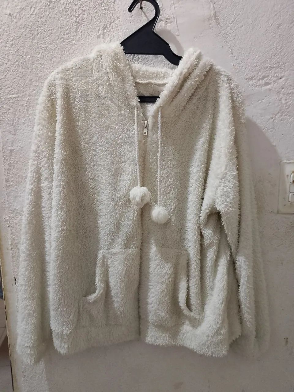Casaco feminino branco Teddy - Foto 2