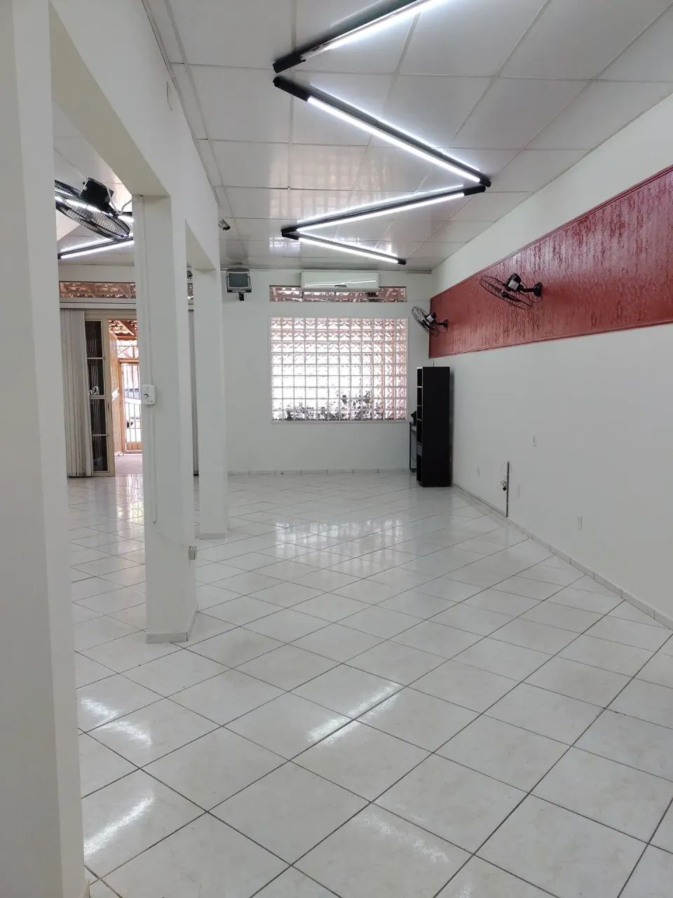 Sobrado para aluguel possui 368 metros quadrados com 4 quartos - Foto 4