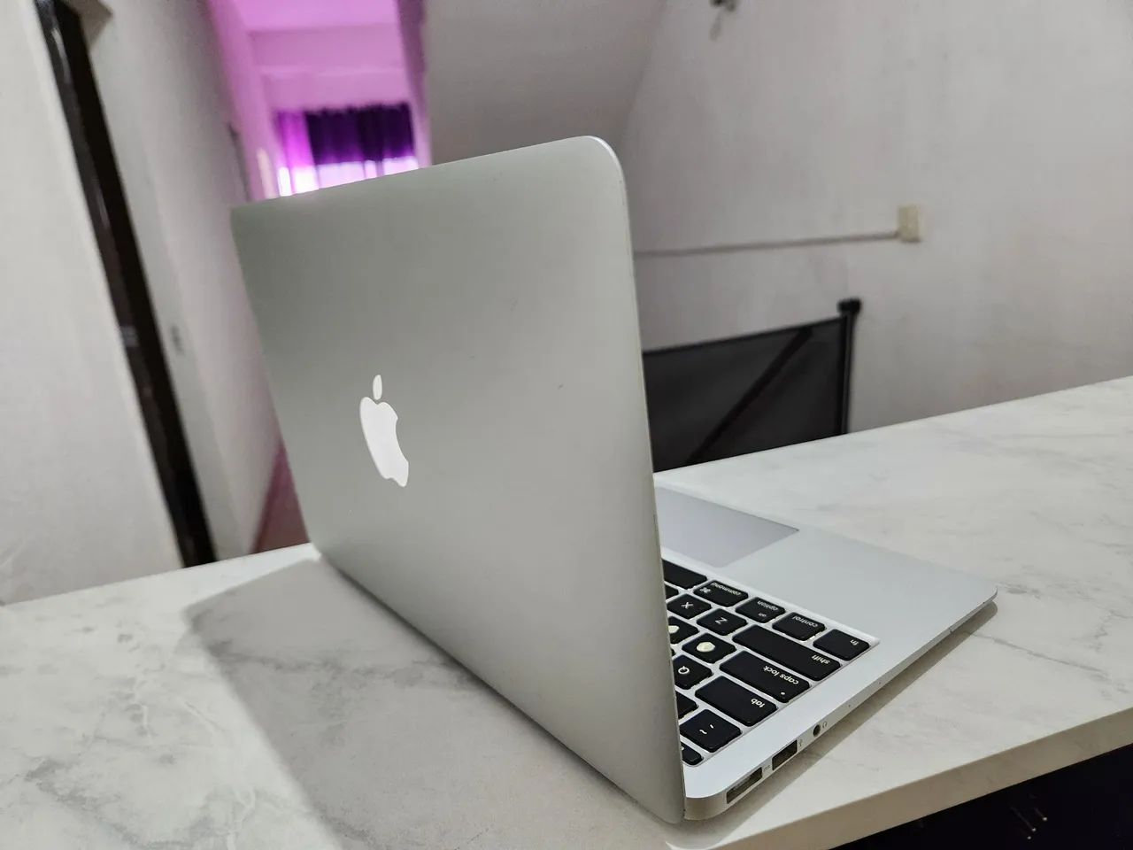 MacBook本体 MacBook Air (11-inch) A1465 MACBOOK AIR 11