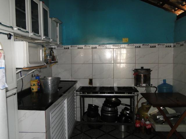 Casa com piscina + bar independente próximo a praça do chacrinha - Foto 4