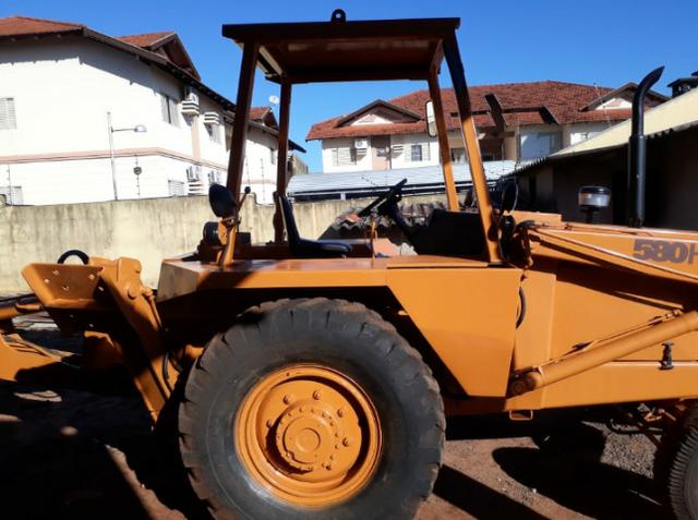 Retroescavadeira KASE 580 H 1994 - Foto 7