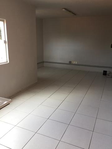 Alugo kitinete próximo mercado dos peões - Foto 6