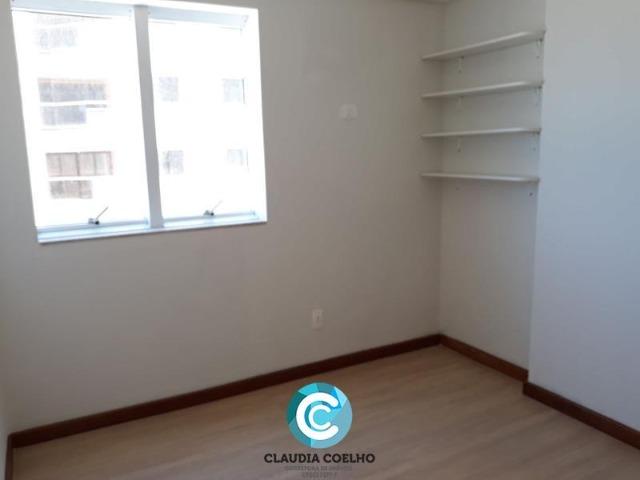 Belíssimo 04 quartos, frente para o mar, com ótima localização!! - Foto 11