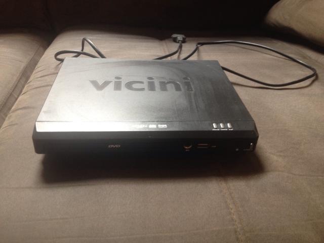 DVD vicini