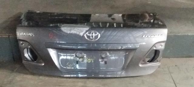 Tampa Traseira Toyota Corolla 2010/2011 Desmontada
