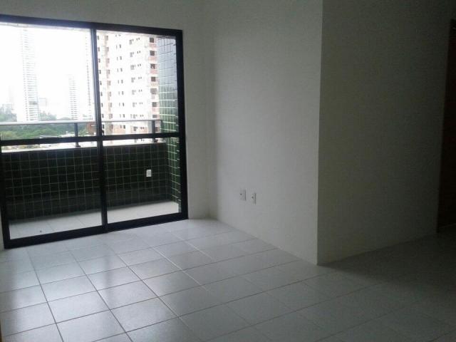 Apartamento para Venda em Recife, Torre, 3 dormitórios, 1 suíte, 2 banheiros, 2 vagas - Foto 2
