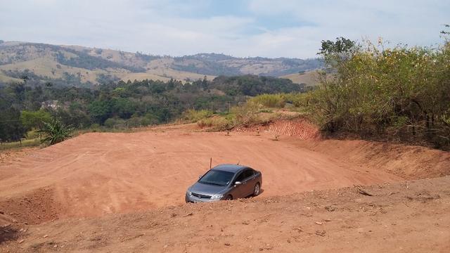 Chácara 1050m² - Foto 4
