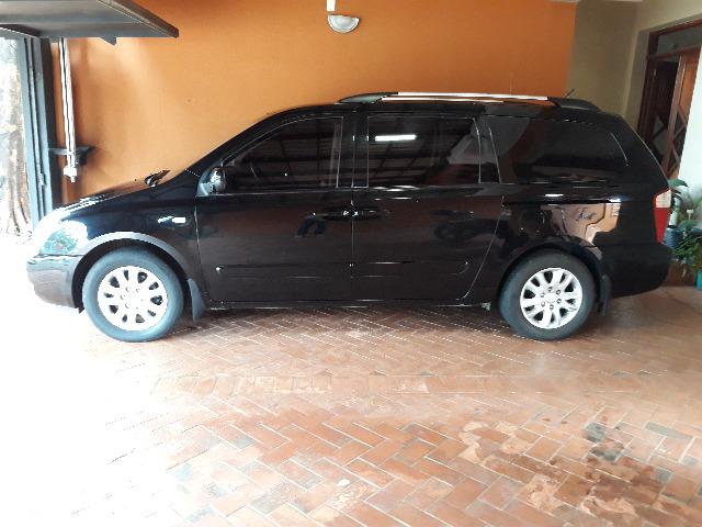 Kia Carnival 2009 oito passageiros - Foto 3