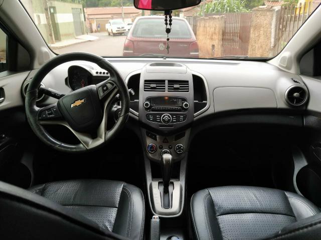 Vendo Sonic Sedan 1.6 - Foto 9