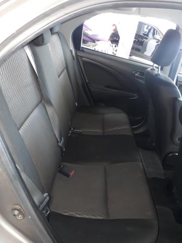 Etios sedan x plus 1.5 2019 apenas 25 mil km ipva 2020 pago - Foto 3