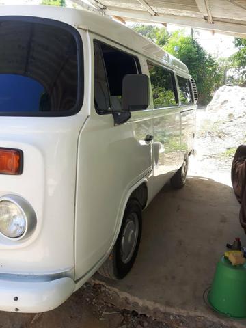 Kombi 2014 muito nova - Foto 16