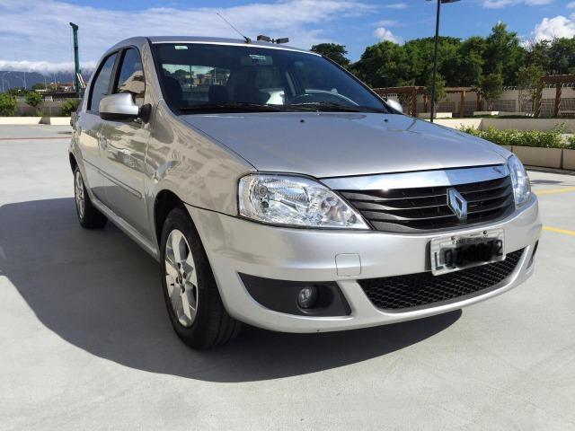 Logan Expression 1.6 Automático 2013 + GNV Geração 5