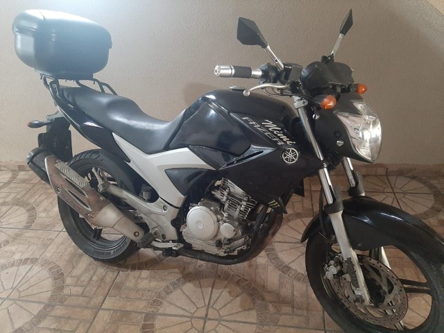 MOTO YAMAHA