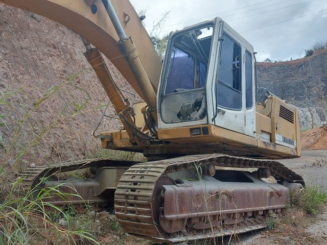 Escavadeira LIEBHEER 944 / 2004   - Foto 4