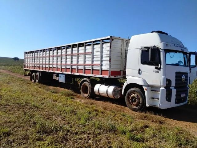  Caminhão Volkswagem Constellation Tractor 19.320 2012 c/ carreta vilaços 2