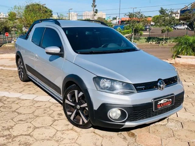 Veiculo - VW - VolksWagen Saveiro CROSS 1.6 T.Flex 16V CD 2015 Flex - NANI  MULTIMARCAS