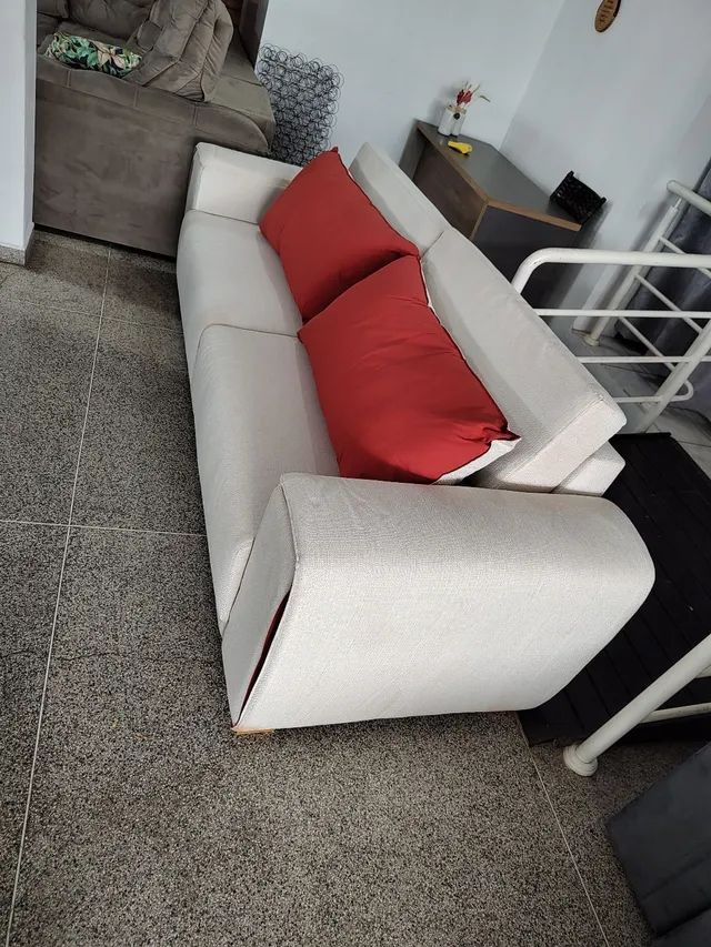 Sofá fixo no linho 2, 50 peça única mostruário Sofás e Poltronas