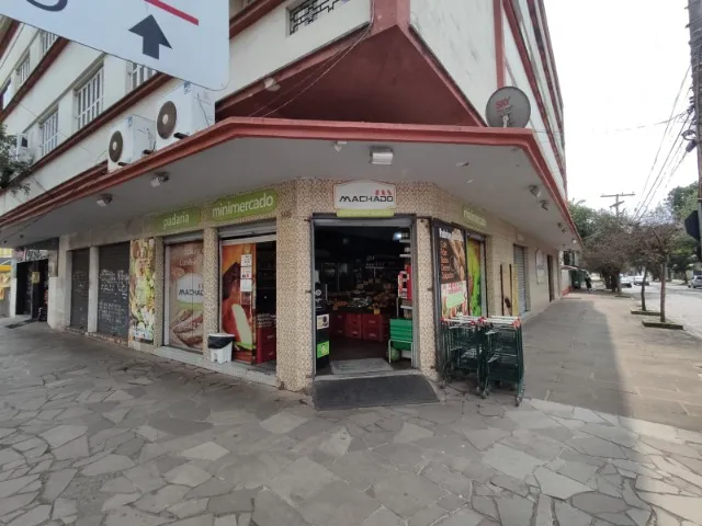 Vende-se Mini Mercado com Hortifrúti, Padaria e Confeitaria Porto Alegre RS