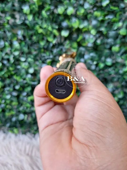 Máquina de Cortar Cabelo Profissional Acabamento Barba Pezinho  - Foto 2