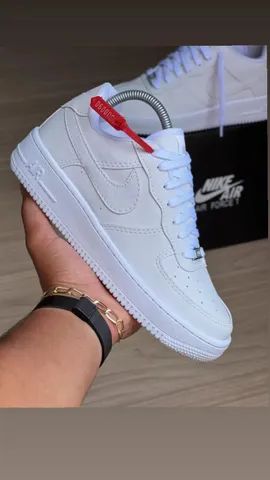 NIKE AIR FORCE PREMIUM & OLYMPIKUS 