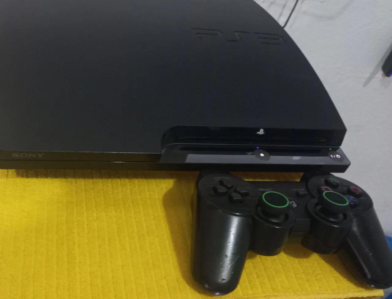 Playstation 3 Slim desbloqueado 15 jogos 