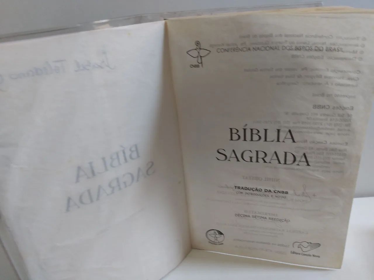 Bíblia Sagrada - Tradução da CNBB - Editora Canção Nova  - Foto 5