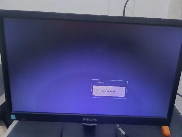 Monitor 19'' Led Philips Vga - Garantia. - Foto 3