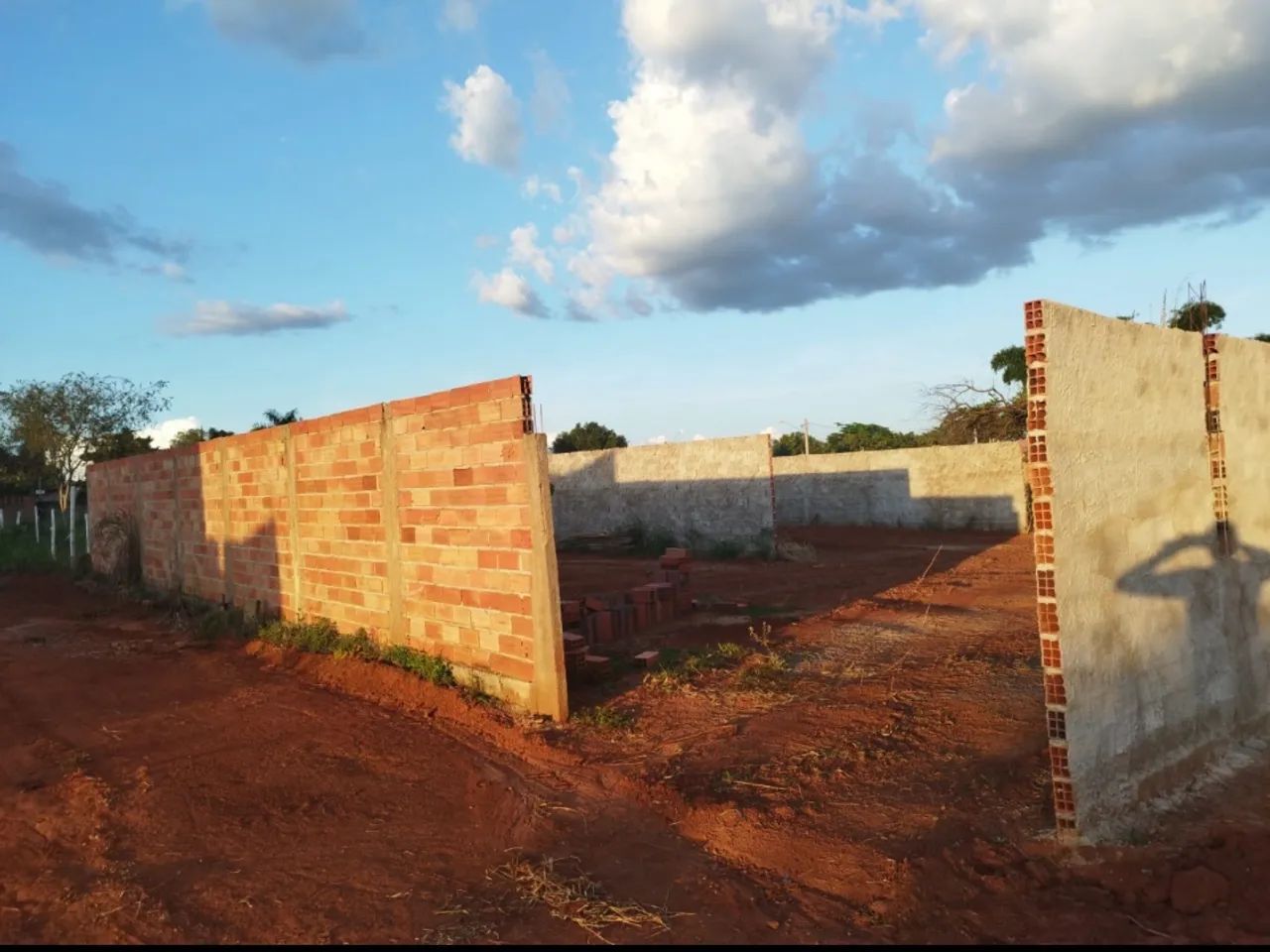 Terreno plano com muro ótima localização. - Foto 2