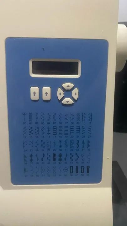 Máquina de costura singer  - Foto 2