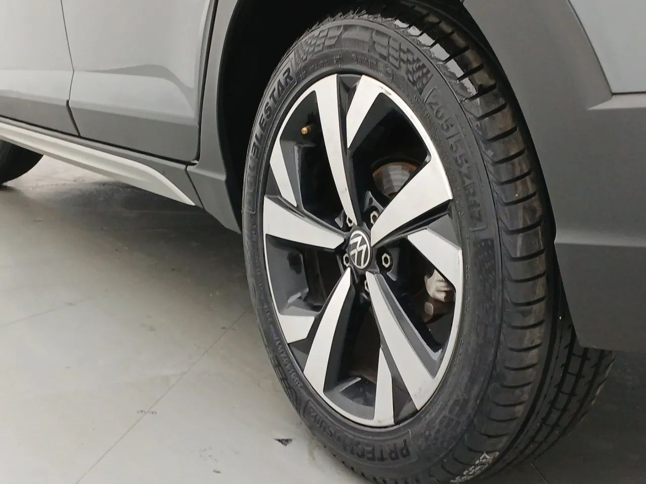 Volkswagen Nivus Highline 1.0 200 TSI Flex Aut., foto 12 de 18