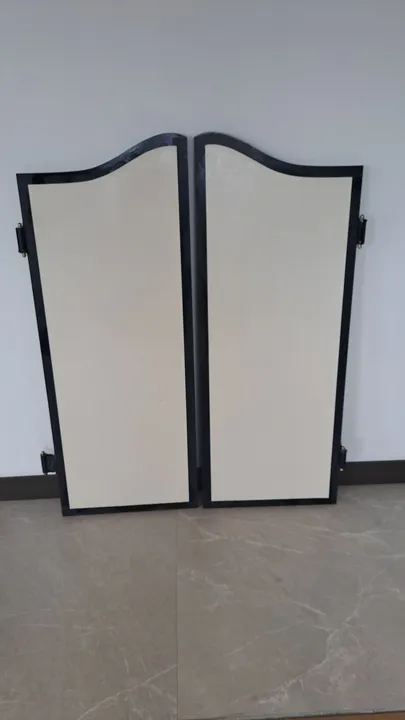 Portas de Salão em Madeira