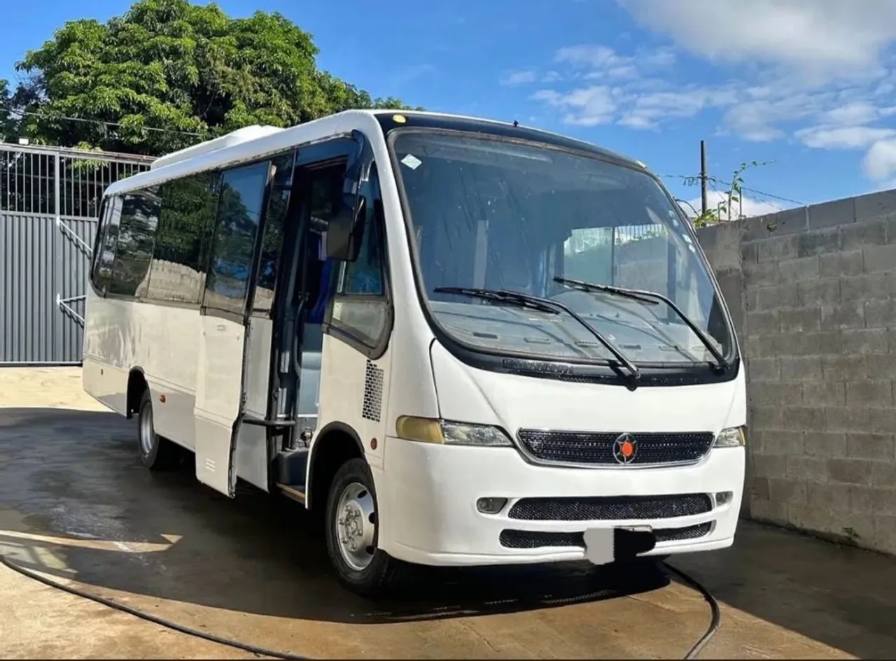 Micro Ônibus Marcopolo 2013