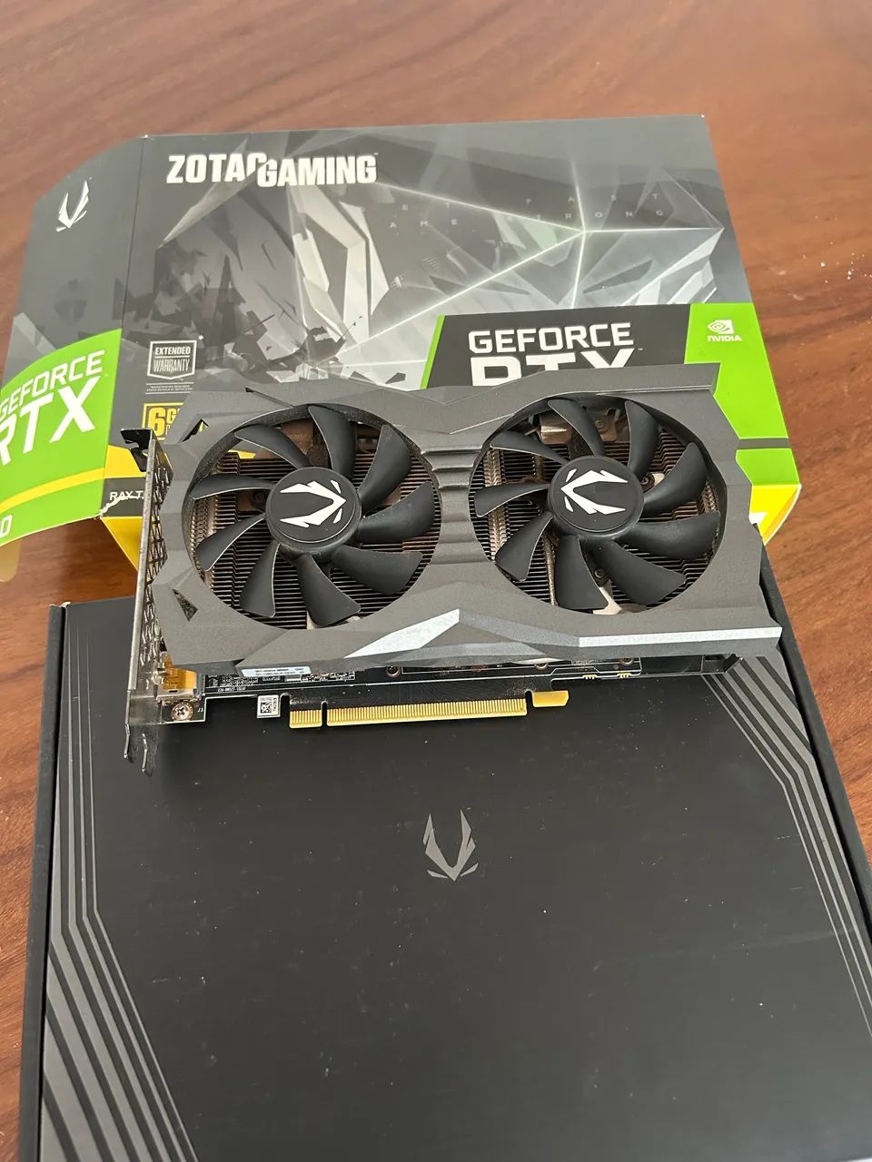 Placa de video RTX 2060 6 gigas 