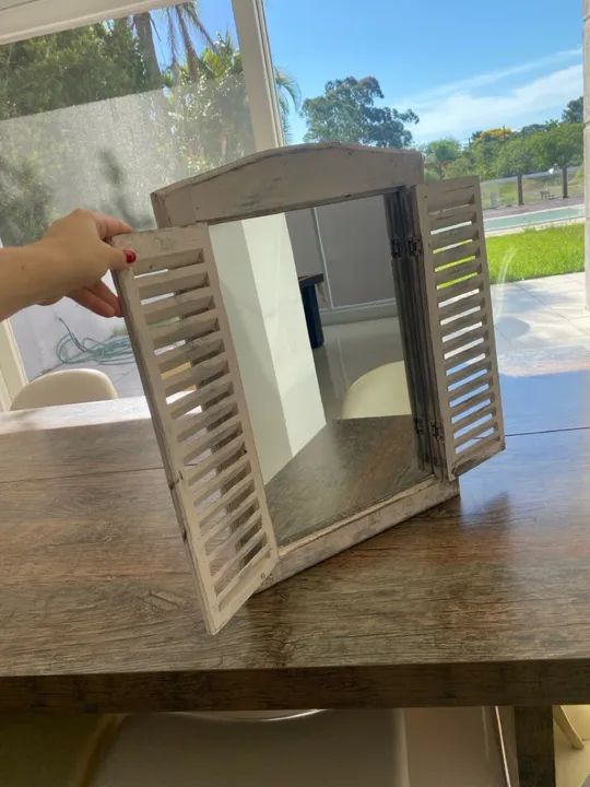 Espelho de madeira vintage retrô decoração  - Foto 4